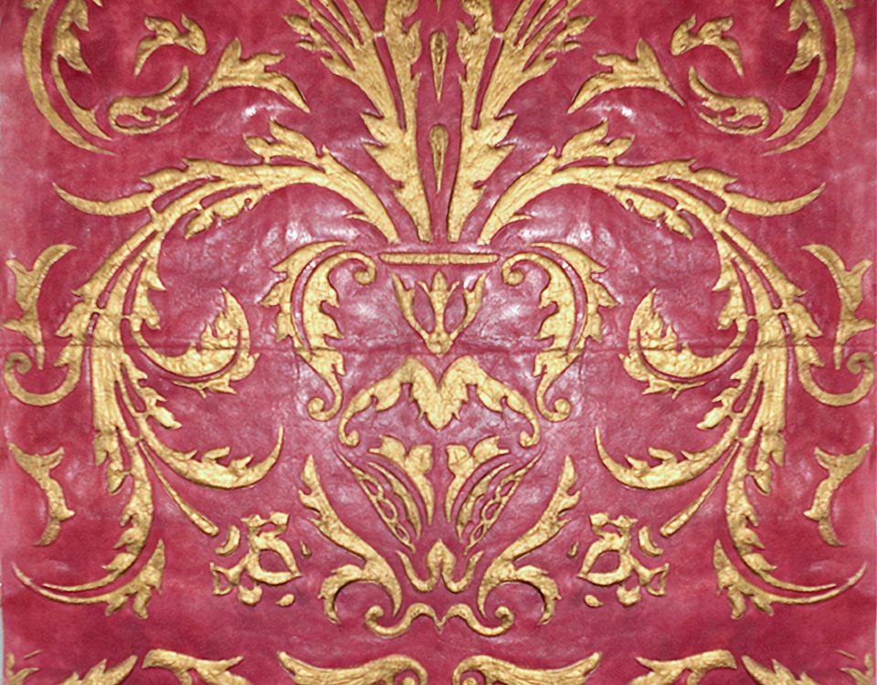 Luxury Line — cuoio cardinale con decoro dipinto in oro, Bordoni Leathers